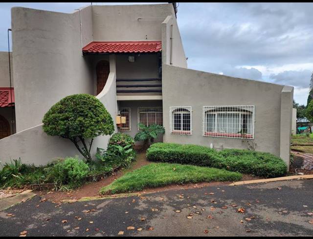 2 BEDROOM PROPERTY TO RENT IN BLIGNAUTSRUS